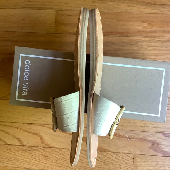 Dolce Vita Dasa Embossed Leather Buckle Slide Sandals Eggshell SZ 9.5 - Picture 9 of 16